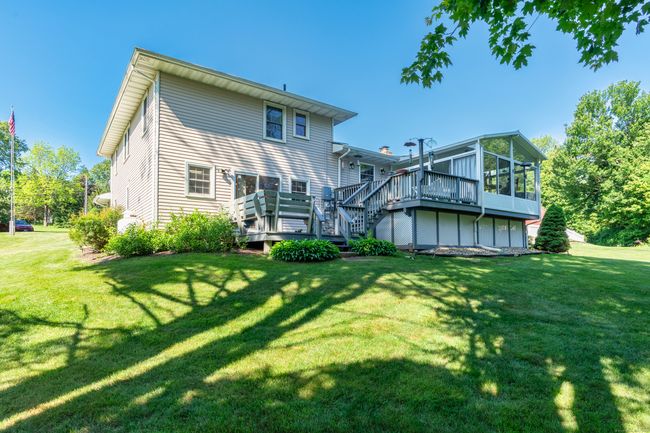 Rear View of Home | Image 37