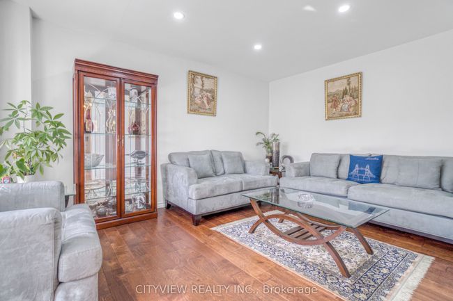 4165 Independence Ave, House other with 3 bedrooms, 3 bathrooms and 2 parking in Mississauga ON | Image 10