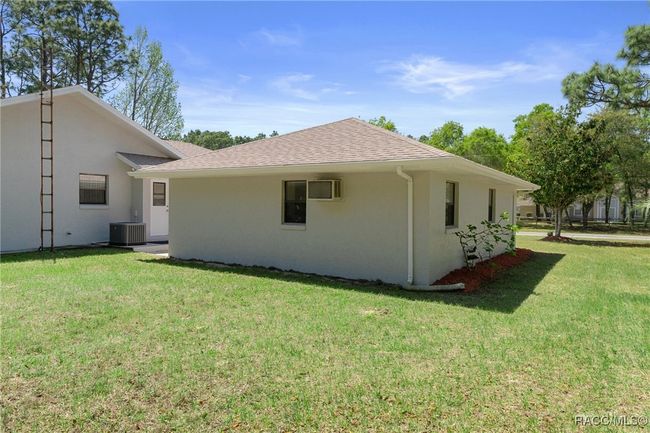 4749 N Pink Poppy Dr, House other with 3 bedrooms, 2 bathrooms and 4 parking in BEVERLY HILLS FL | Image 53
