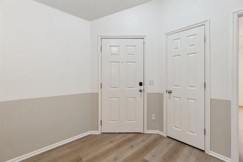 12325 Sw 6th St, Yukon, OK, 73099-6144 | Card Image