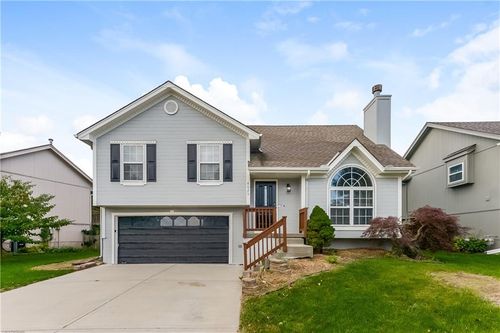 8625 Ne 111th St, Kansas City, MO, 64157-1085 | Card Image