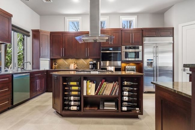 17807 Breakwater Dr, House other with 4 bedrooms, 6 bathrooms and 3 parking in Jonestown TX | Image 17