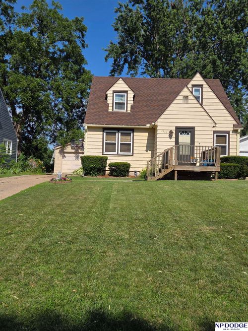 2826 N 65th St, Lincoln, NE, 68507-2517 | Card Image