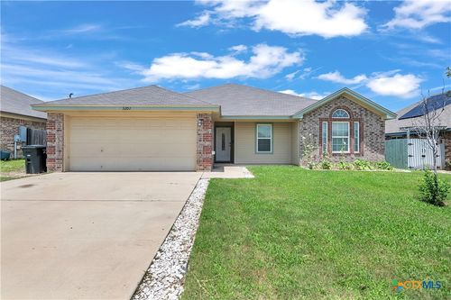 3201 Briscoe Dr, Killeen, TX, 76549-5952 | Card Image