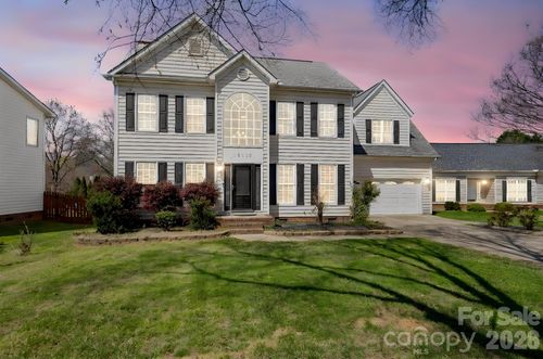 10413 Friarsgate Rd, Huntersville, NC, 28078-5231 | Card Image
