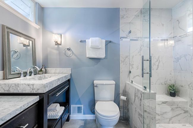 186 Oak Island Dr, House other with 2 bedrooms, 2 bathrooms and 2 parking in Santa Rosa CA | Image 15