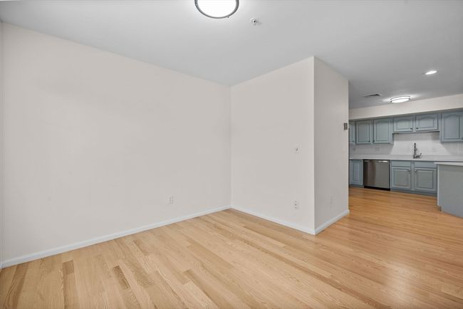 APT-20 - 7 Conant Rd, Condo with 2 bedrooms, 2 bathrooms and 1 parking in Winchester MA | Image 15