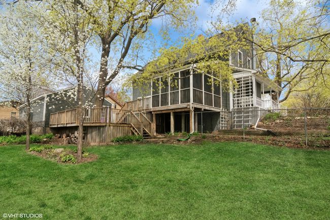 103 N Wisconsin St, House other with 3 bedrooms, 2 bathrooms and 2 parking in Carpentersville IL | Image 20
