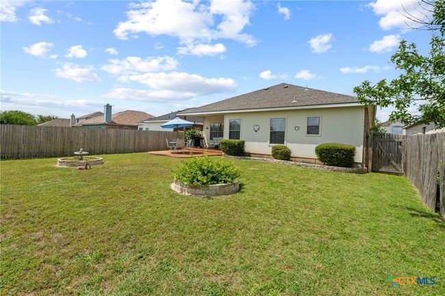 back yard and back of house | Image 29
