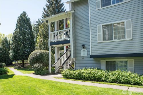 apt-m305-7453 Newcastle Golf Club Rd, Newcastle, WA, 98059-3189 | Card Image