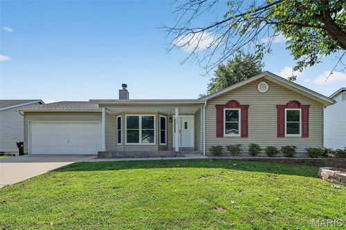 797 Estes Park Dr, Saint Peters, MO, 63376-2094 | Card Image