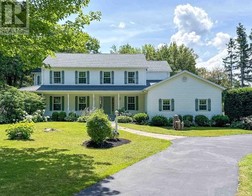 26 Fox Run Dr, Charlottetown, PE, C1E2J1 | Card Image