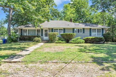 917 Knollwood Court, House other with 3 bedrooms, 1 bathrooms and null parking in Toms River NJ | Image 1