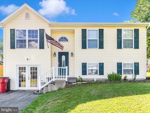 124 Wildflower Creek Dr, MARTINSBURG, WV, 25404-3436 | Card Image