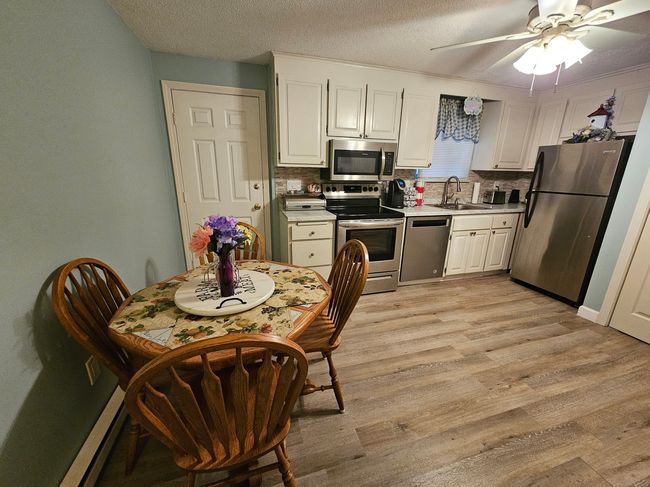 APT-1B - 2 Branch Rd, Condo with 2 bedrooms, 2 bathrooms and 2 parking in Thomaston CT | Image 4