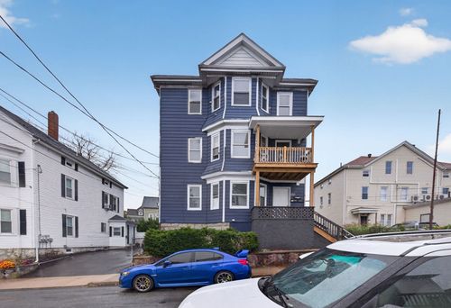 504 Peckham St, Fall River, MA, 02721-7521 | Card Image