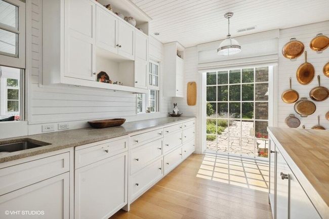 15360 Lakeshore Rd, House other with 3 bedrooms, 8 bathrooms and null parking in Lakeside MI | Image 10
