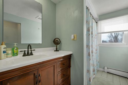 21 Barnard Ridge Rd, Meredith, NH, 03253-6502 | Card Image