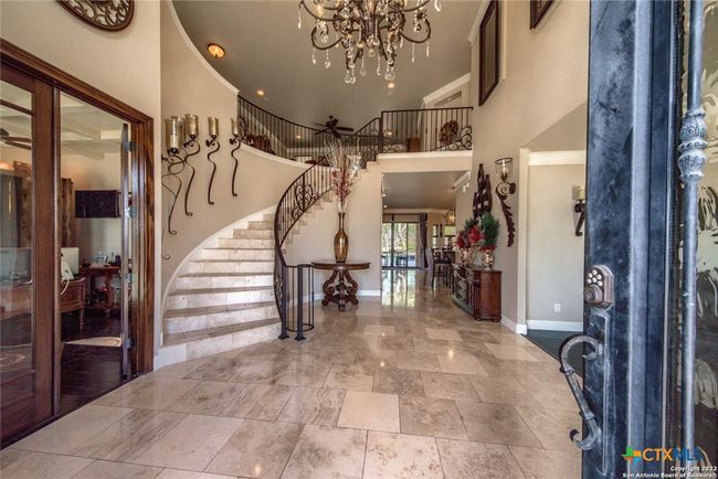 9811 Klein Ct, House other with 6 bedrooms, 7 bathrooms and null parking in New Braunfels TX | Image 5