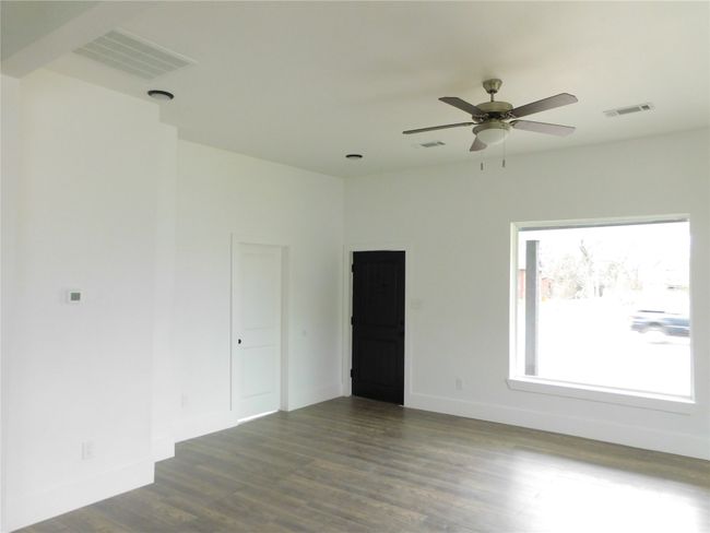 large open floor plan | Image 6
