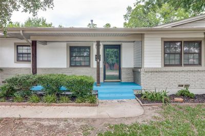 Doorway to property with covered porch | Image 2