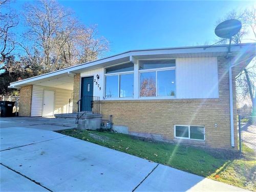 2575 4800, Roy, UT, 84067-1735 | Card Image