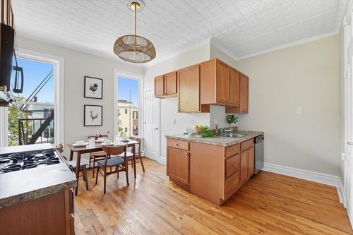 301-198 Bowers St, Jersey City, NJ, 07307-3695 | Card Image