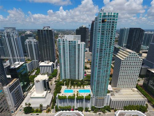 1911-950 Brickell Bay Dr, Miami, FL, 33131-3931 | Card Image