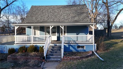 36 Logan St, Leavenworth, KS, 66048-4681 | Card Image