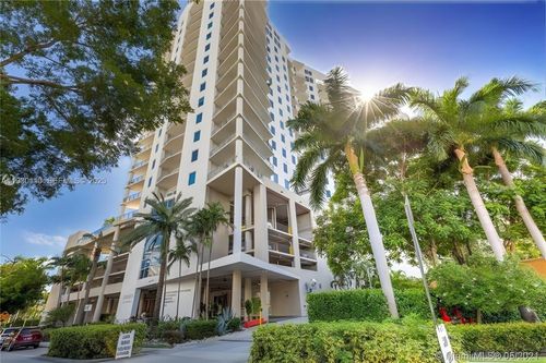 apt-608-10 Sw South River Dr, Miami, FL, 33130-1413 | Card Image