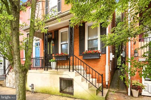 330 N Charlotte St, LANCASTER, PA, 17603-2902 | Card Image