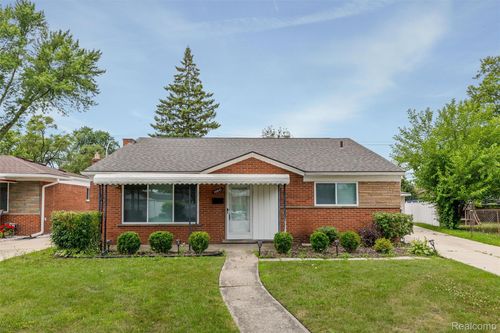 30641 Whittier Ave, Madison Heights, MI, 48071-2079 | Card Image