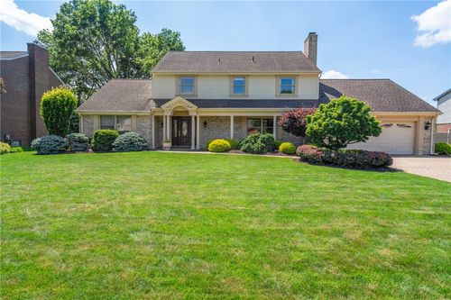 125 Carrie Ann Dr, New Kensington, PA, 15068-9339 | Card Image