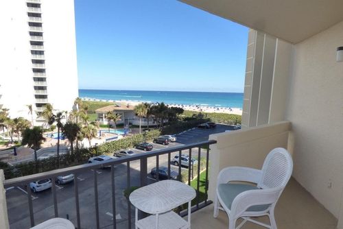 b-5c-2800 N Ocean Dr, Riviera Beach, FL, 33404-3297 | Card Image
