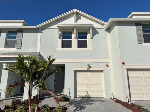 617 Salisbury Cir, Fort Pierce, FL, 34982-3990 | Card Image