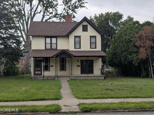 330 W Clinton St, Napoleon, OH, 43545-1539 | Card Image