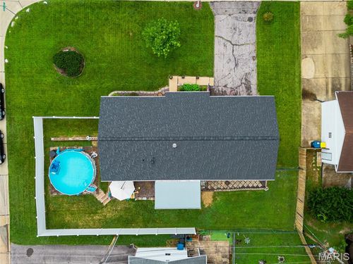 2202 Gladiator Dr, Fenton, MO, 63026-2215 | Card Image