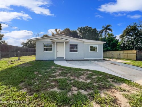 210 Hilltop Dr, Orange Park, FL, 32073-2615 | Card Image