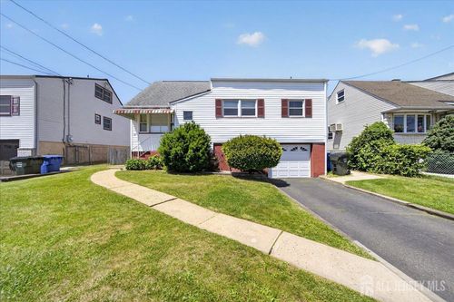 27 Concannon Dr, Fords, NJ, 08863-1321 | Card Image