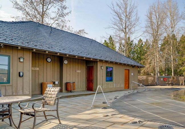 Crosswater Pool Locker Rooms | Image 72