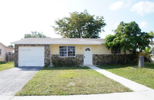2900 N 73rd Ave, Hollywood, FL, 33024-2736 | Card Image