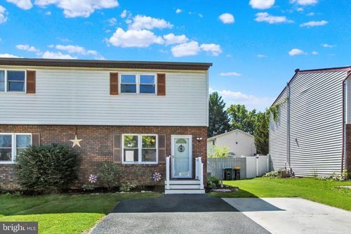 103 Edward St, HANOVER, PA, 17331-2728 | Card Image