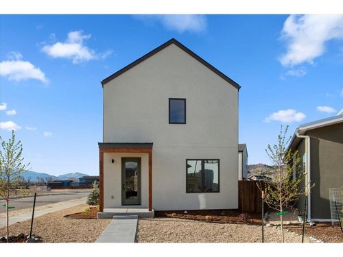 102 Chase St, Salida, CO, 81201-8952 | Card Image