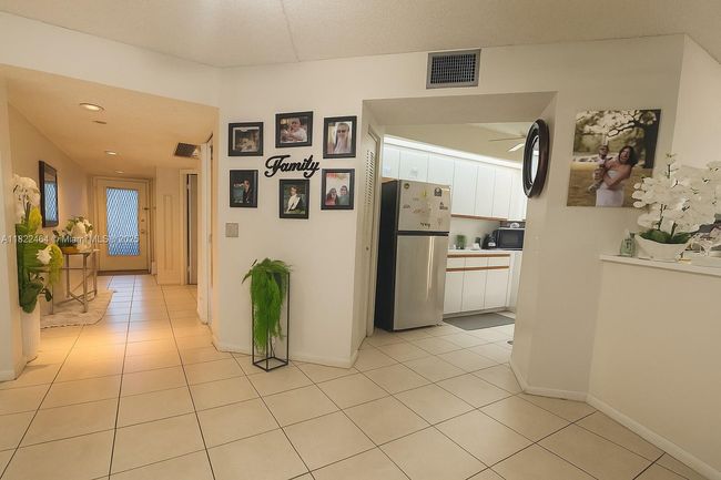 APT-112M - 12500 Sw 5 Th Ct, Condo with 1 bedrooms, 2 bathrooms and null parking in Pembroke Pines FL | Image 4