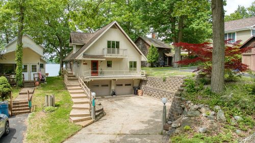 4276 Echo Cv, Manitou Beach, MI, 49253-9677 | Card Image