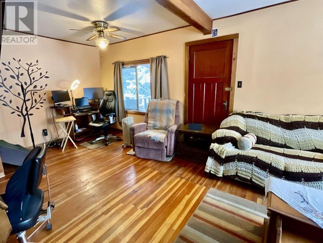 4365 Mildred Ave, House other with 3 bedrooms, 1 bathrooms and null parking in Wells BC | Image 6