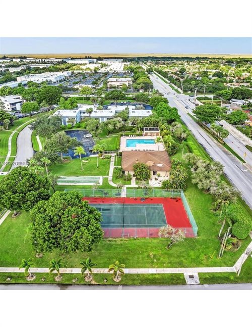 104-9652 W Mcnab Rd, Tamarac, FL, 33321-3364 | Card Image