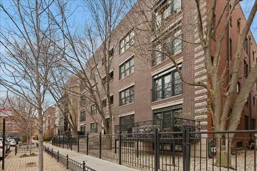 apt-4e-714 W Melrose St, Chicago, IL, 60657-3484 | Card Image