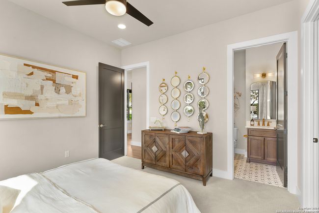 8170 Blue Oak, House other with 4 bedrooms, 5 bathrooms and null parking in Garden Ridge TX | Image 29