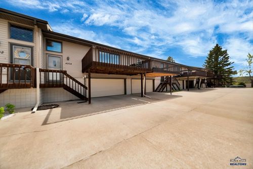4204 Foothill Dr, Rapid City, SD, 57702-7015 | Card Image